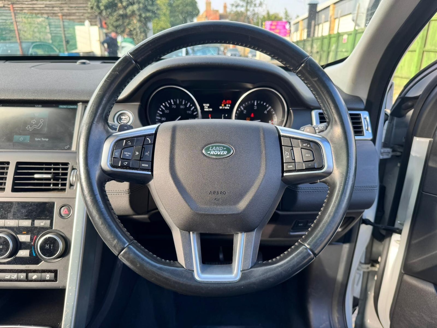 Used Land Rover Discovery Sport 2016 for sale - 77156540: Photo 29