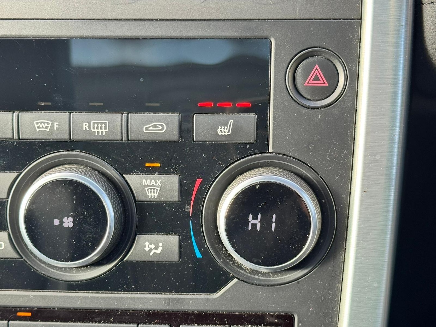 Used Land Rover Discovery Sport 2016 for sale - 77156540: Photo 32