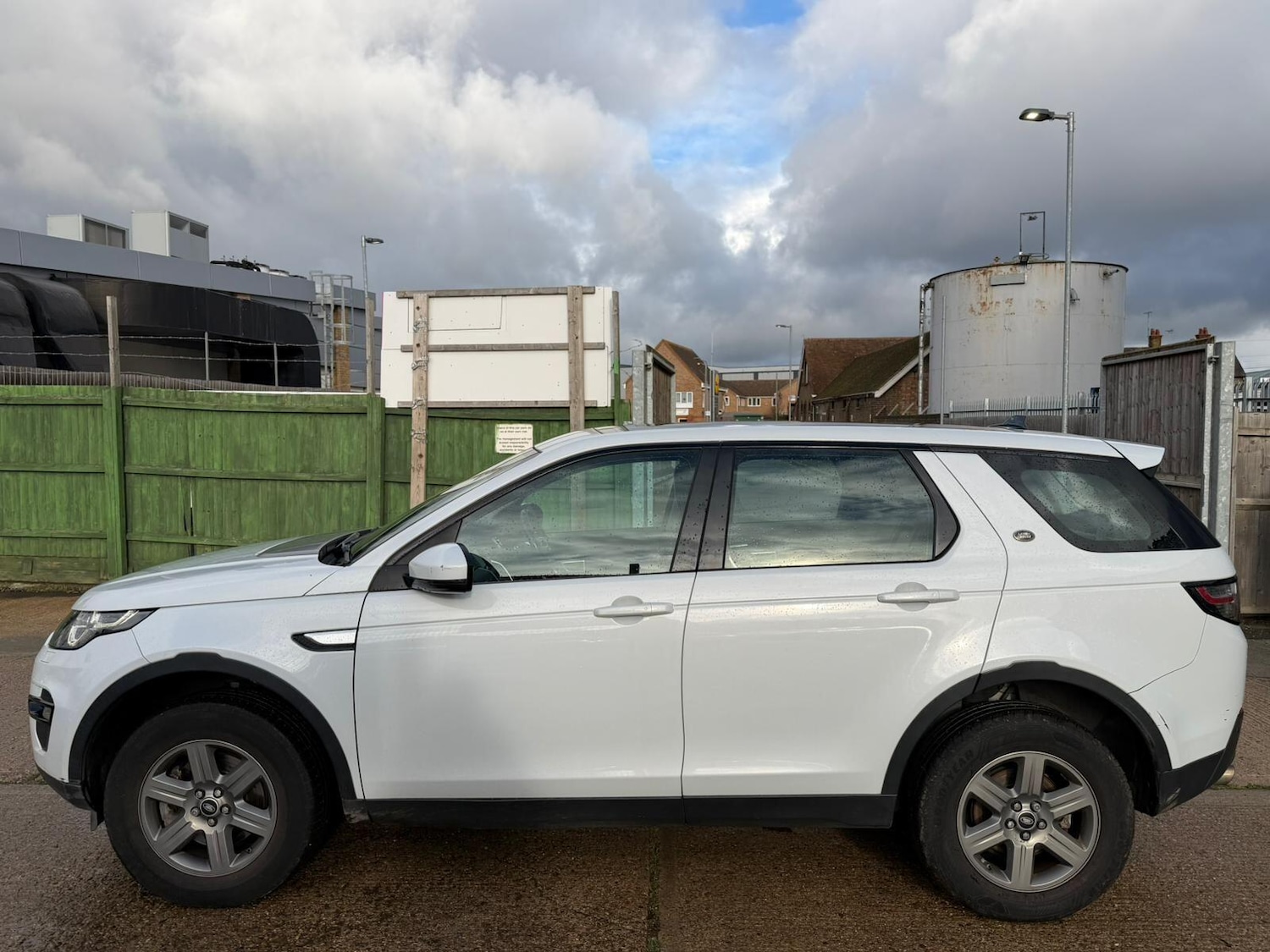 Used Land Rover Discovery Sport 2016 for sale - 77156540: Photo 8