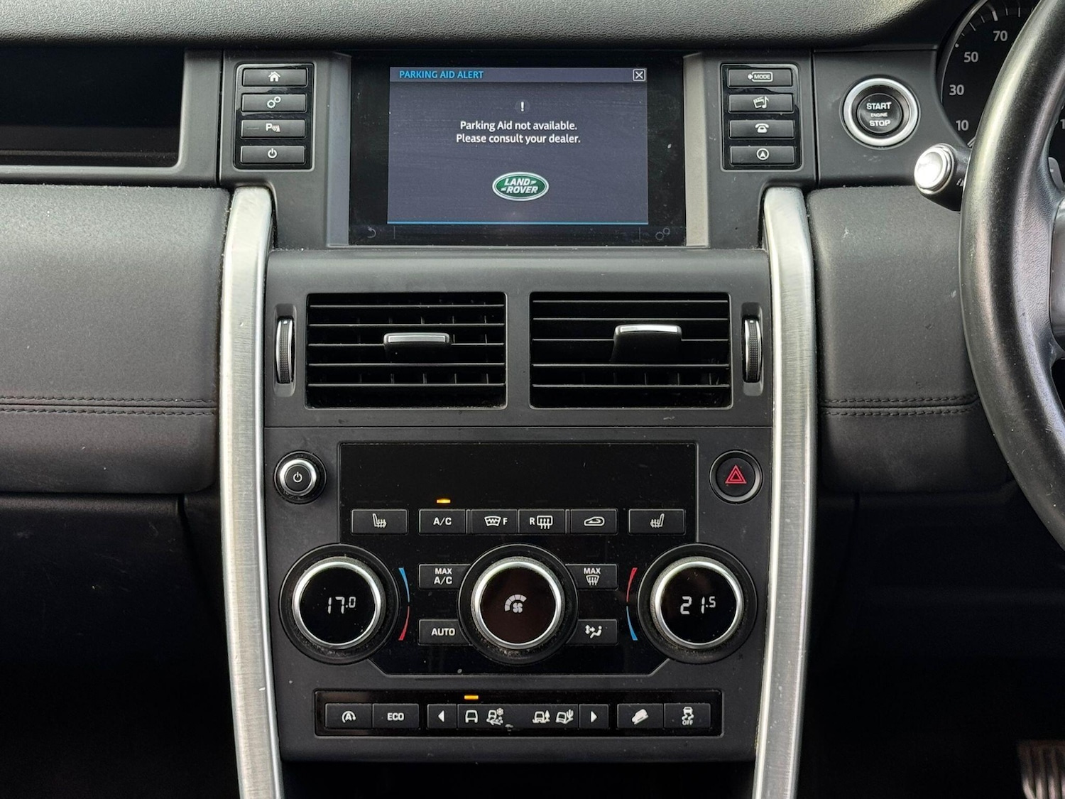 Used Land Rover Discovery Sport 2017 for sale - 76215277: Photo 12