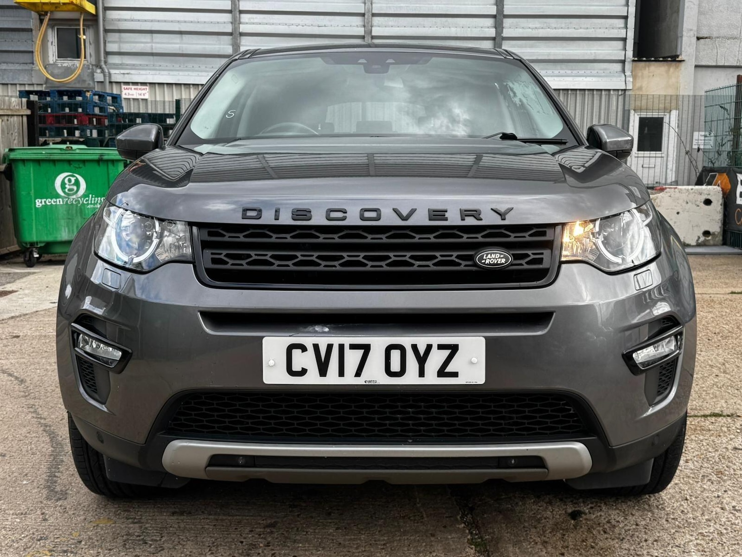 Used Land Rover Discovery Sport 2017 for sale - 76215277: Photo 13