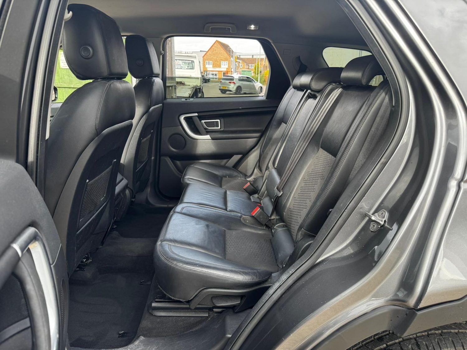 Used Land Rover Discovery Sport 2017 for sale - 76215277: Photo 19