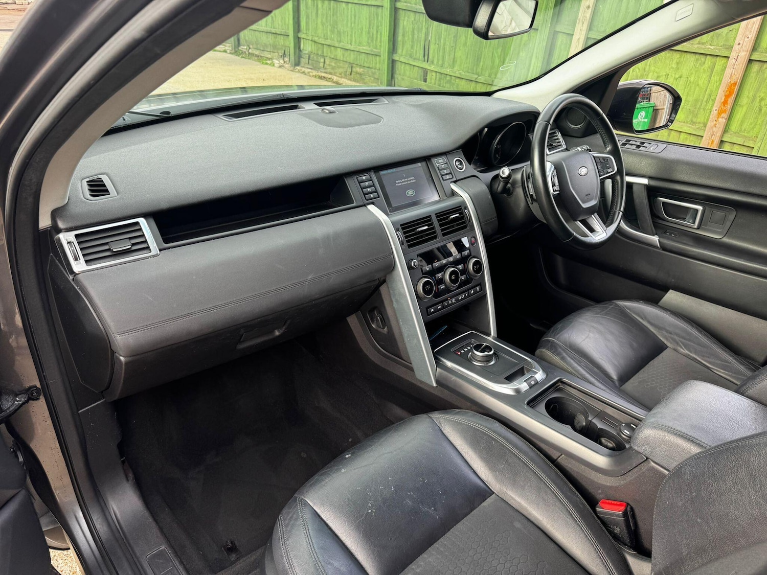 Used Land Rover Discovery Sport 2017 for sale - 76215277: Photo 24