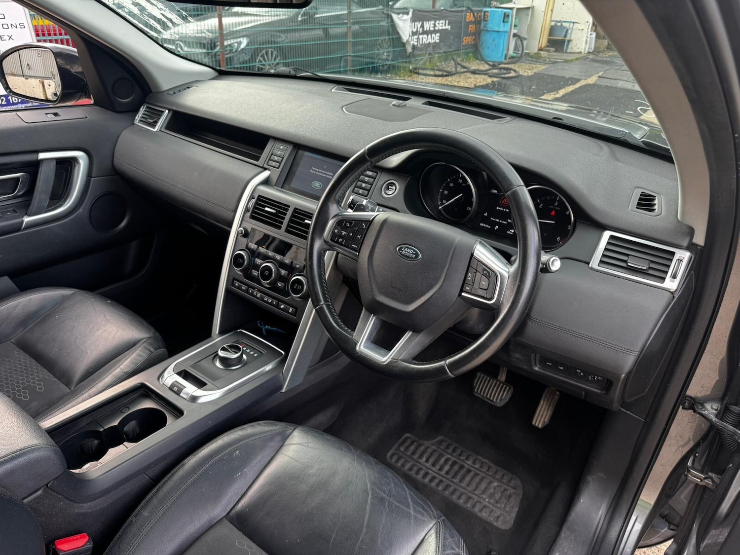 Used Land Rover Discovery Sport 2017 for sale - 76215277: Photo 9