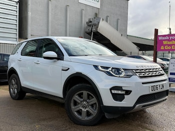 Used Land Rover Discovery Sport 2016 for sale - 76689281: Photo