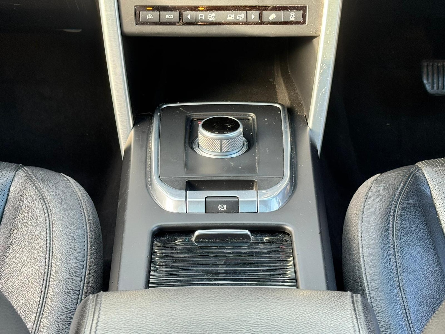 Used Land Rover Discovery Sport 2016 for sale - 76689281: Photo 24