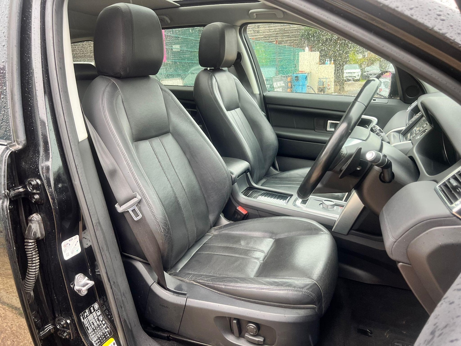 Used Land Rover Discovery Sport 2016 for sale - 76408569: Photo 15