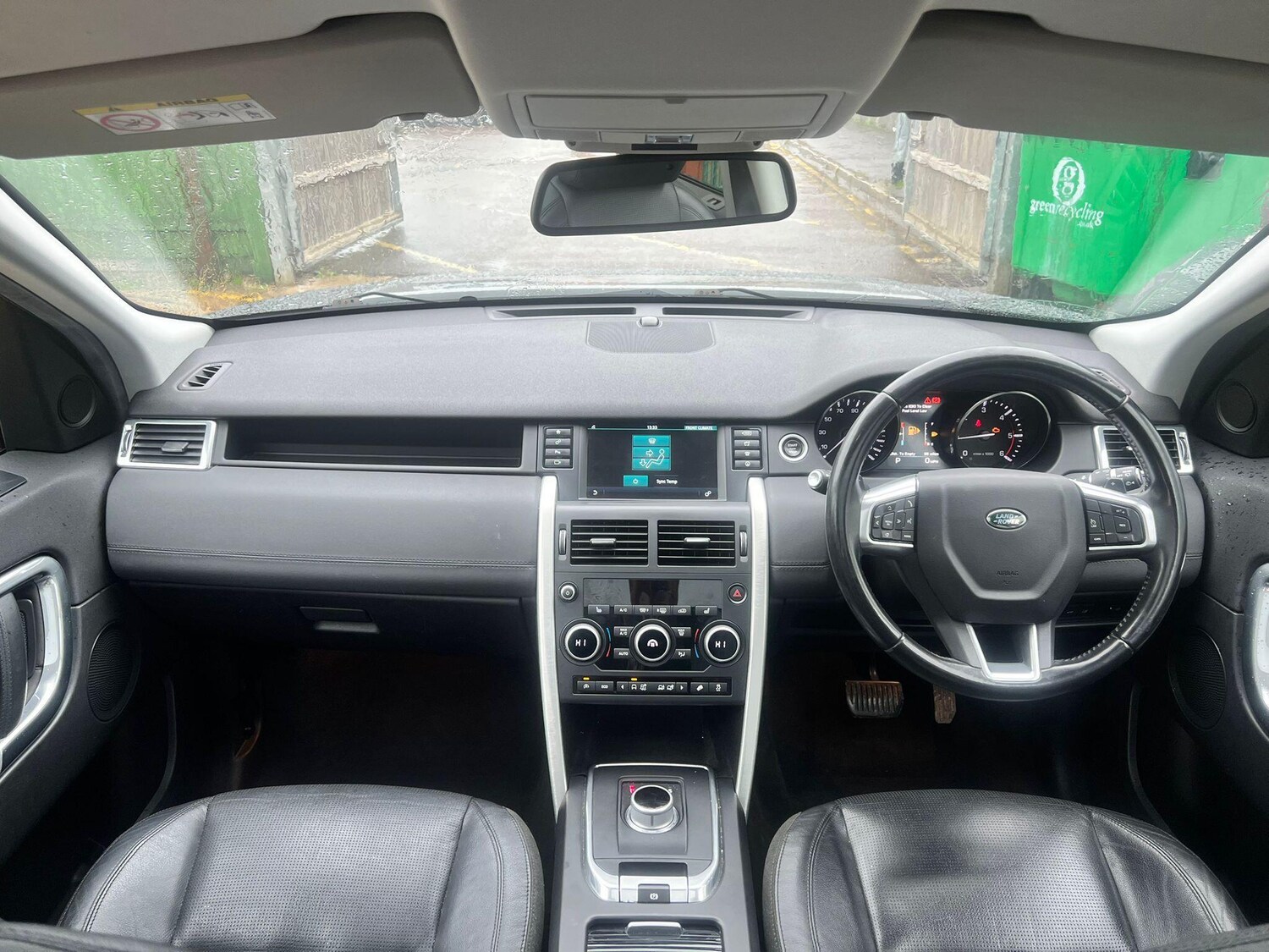 Used Land Rover Discovery Sport 2016 for sale - 76408569: Photo 26