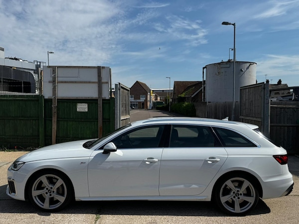Used Audi A4 Avant 2019 for sale - 75109620: Photo 10