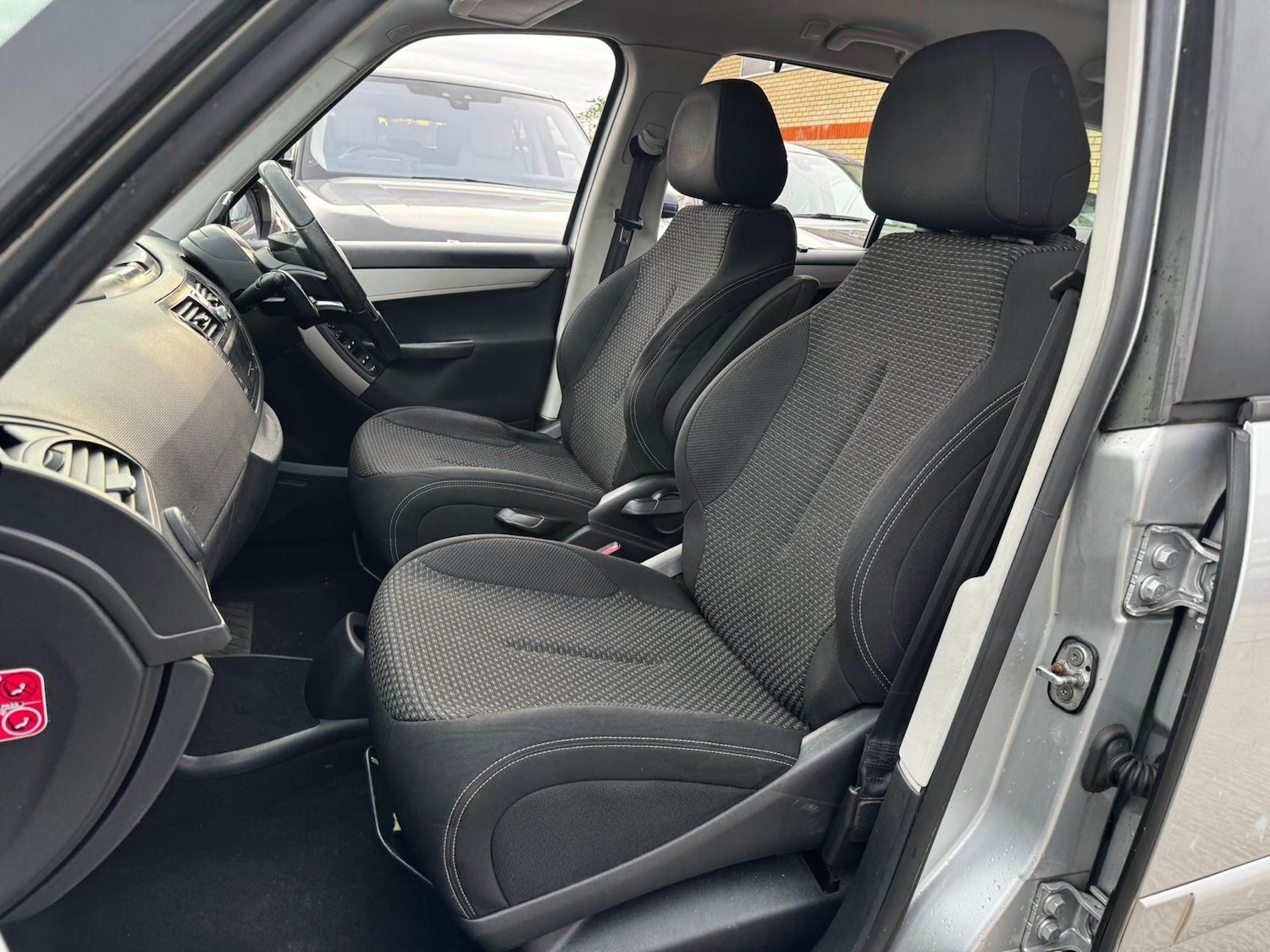 Used Citroen C4 Grand Picasso 2010 for sale - 77120076: Photo 19