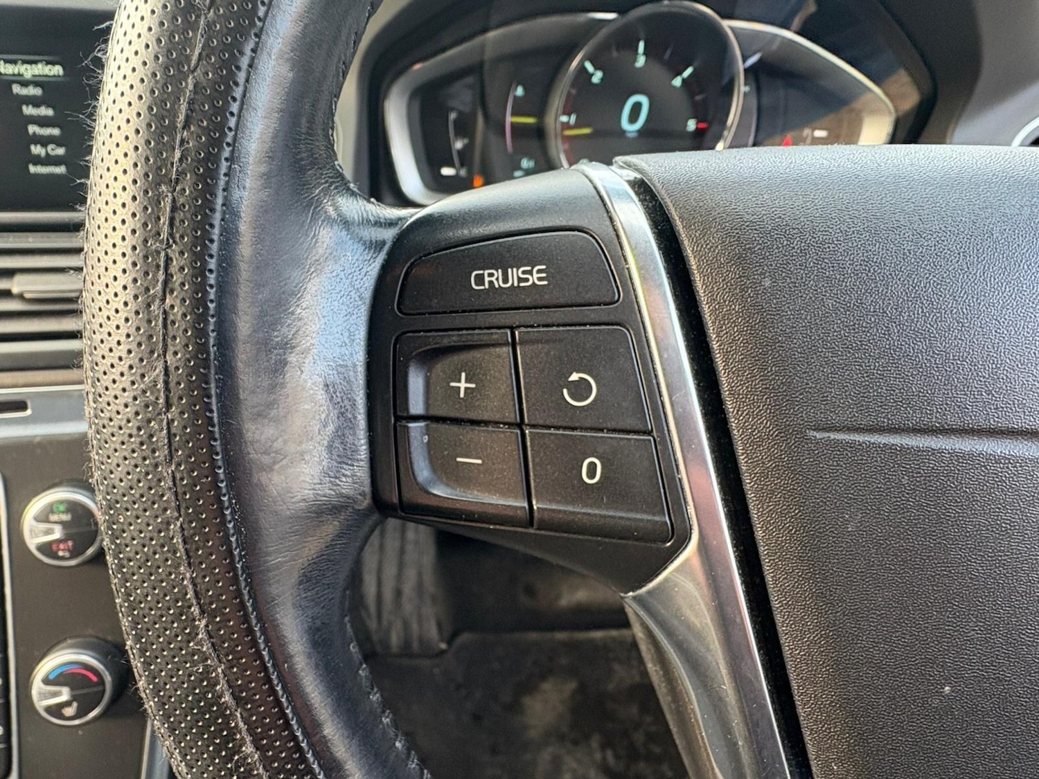 Used Volvo XC60 for sale - 77290787: Photo 26