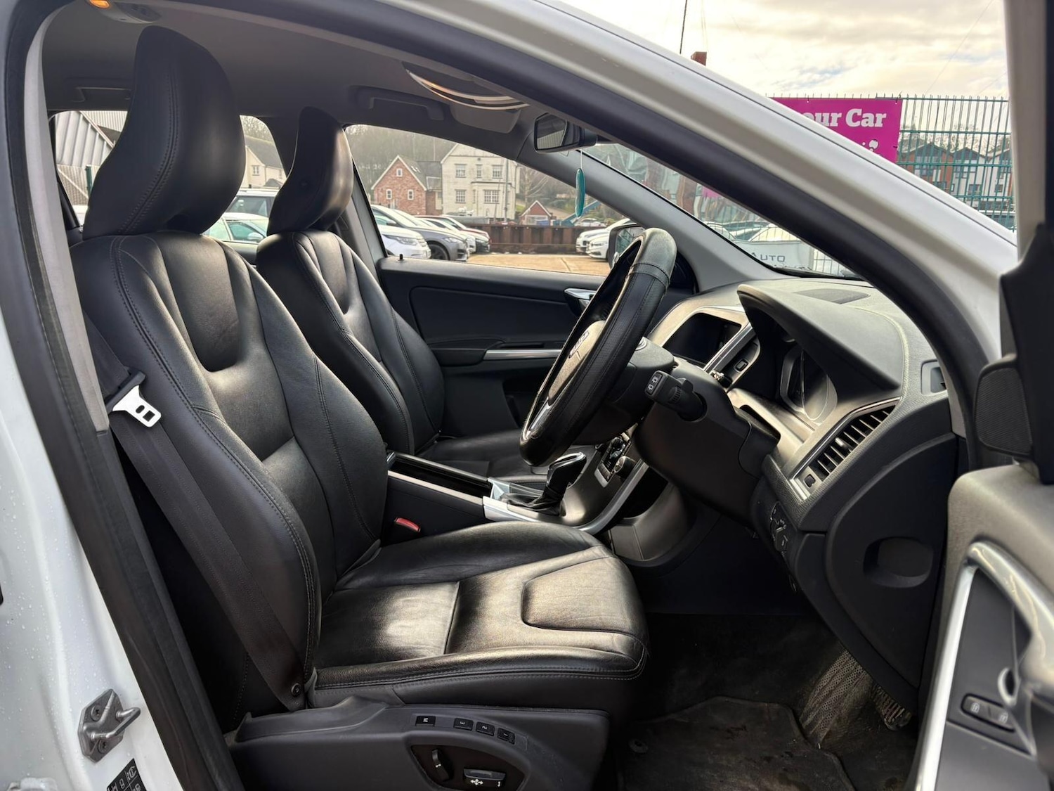 Used Volvo XC60 for sale - 77290787: Photo 4