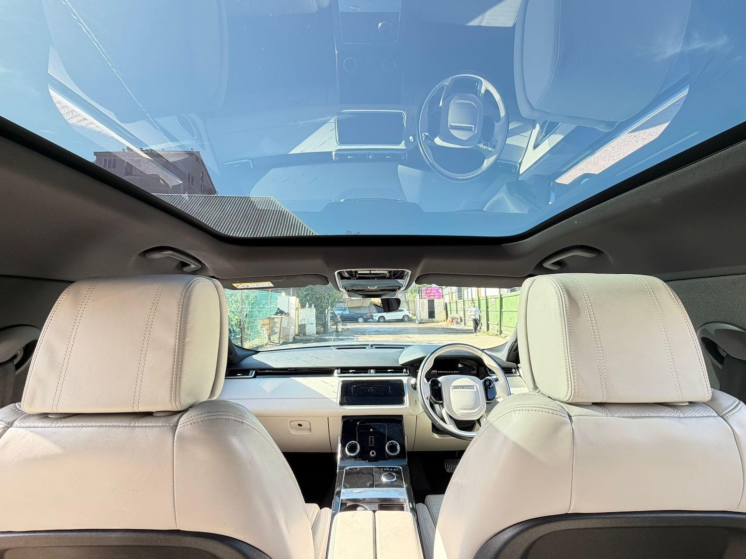 Used Land Rover Range Rover Velar for sale - 77925648: Photo 2