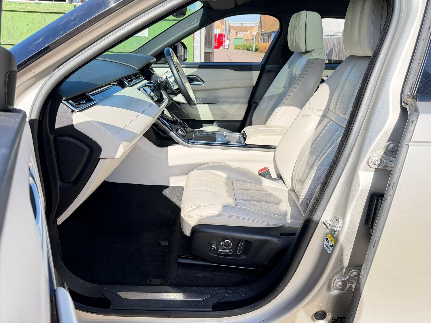 Used Land Rover Range Rover Velar for sale - 77925648: Photo 23