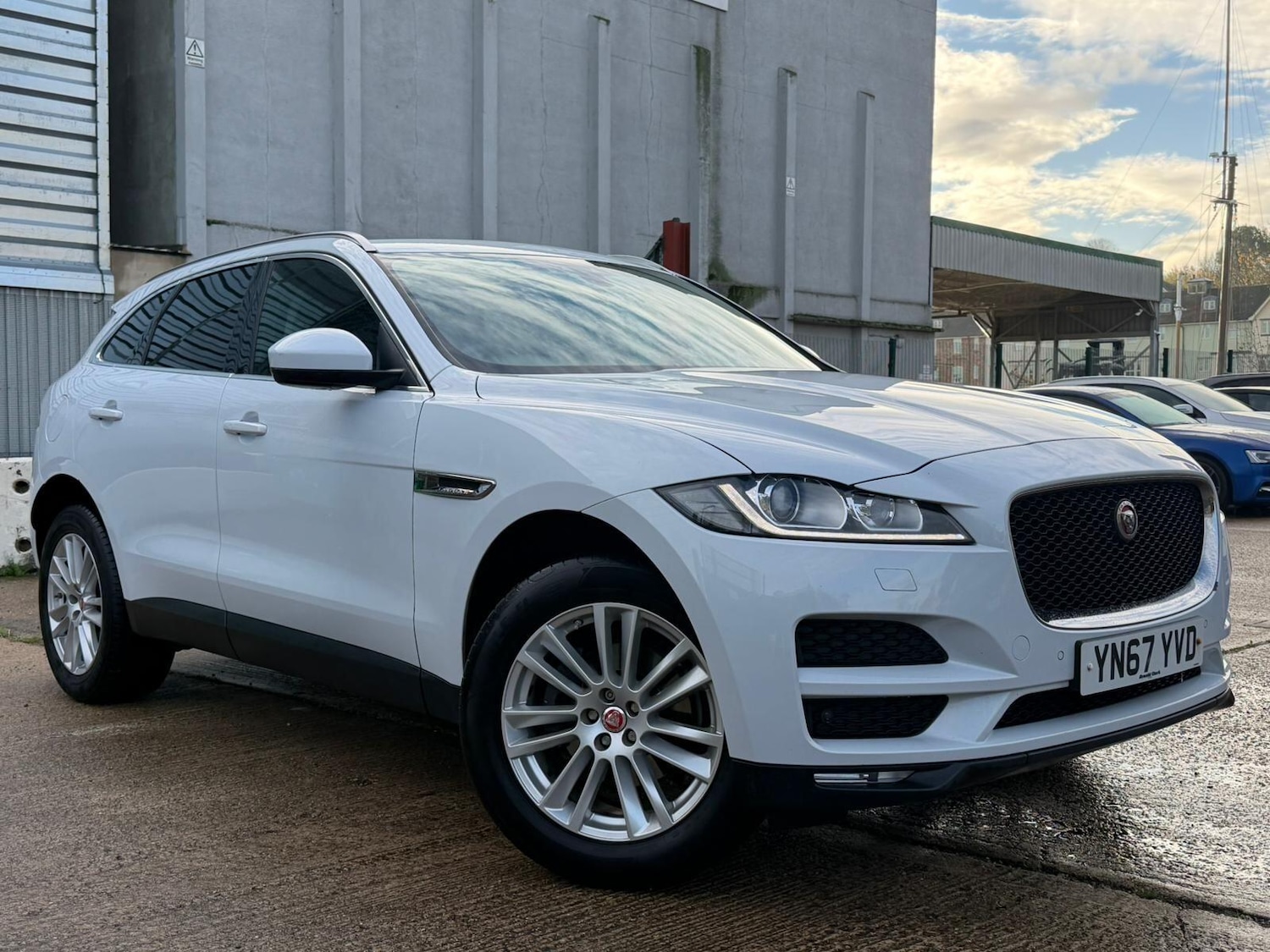 Used Jaguar F-Pace 2017 for sale - 76802008: Photo 1
