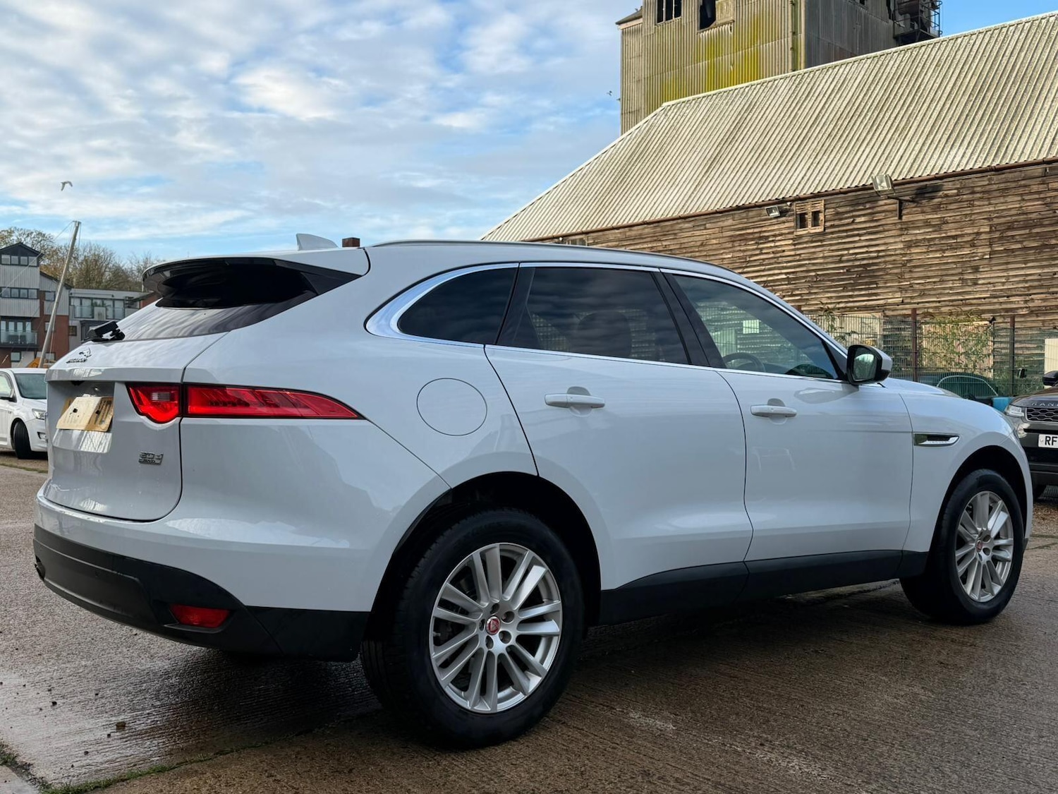 Used Jaguar F-Pace 2017 for sale - 76802008: Photo 13