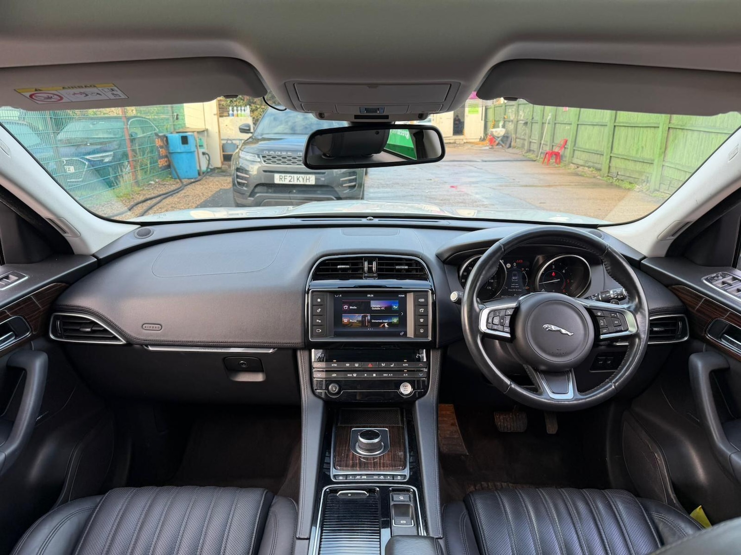 Used Jaguar F-Pace 2017 for sale - 76802008: Photo 14