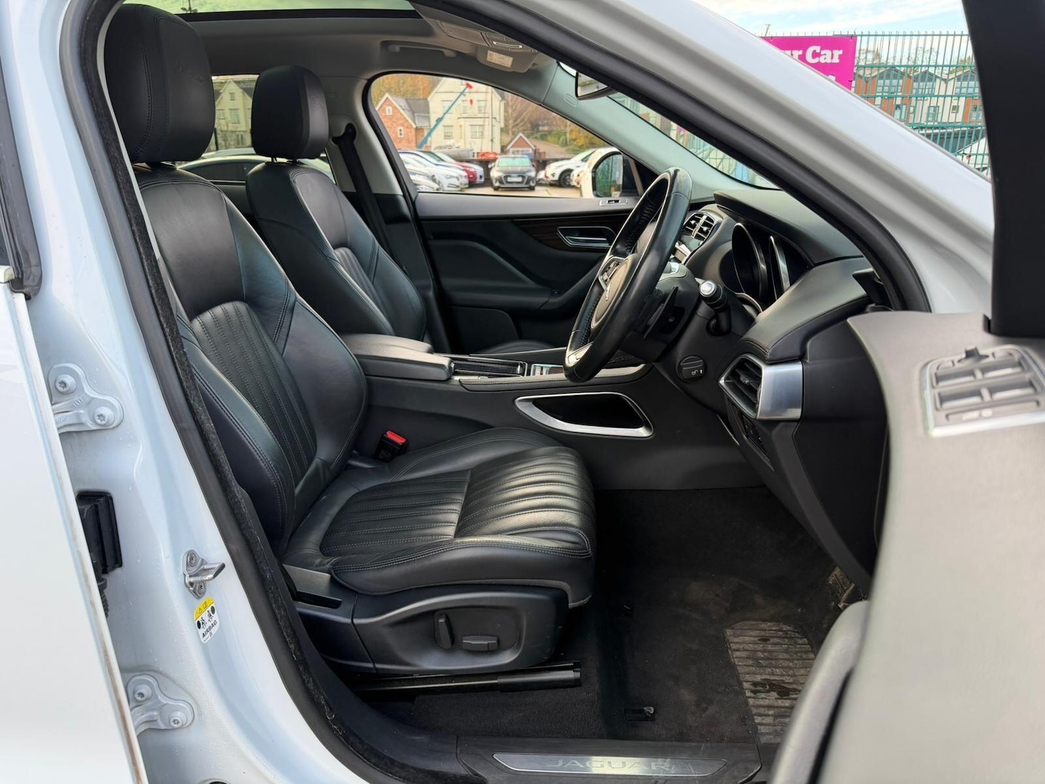 Used Jaguar F-Pace 2017 for sale - 76802008: Photo 16