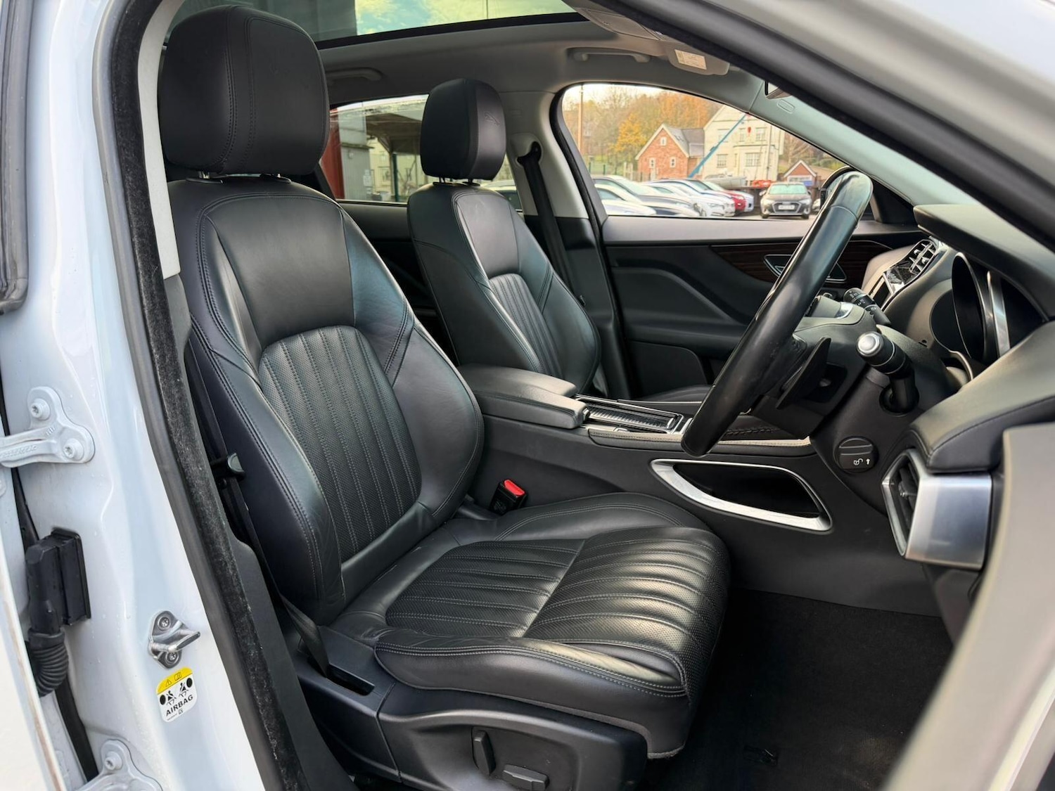 Used Jaguar F-Pace 2017 for sale - 76802008: Photo 17