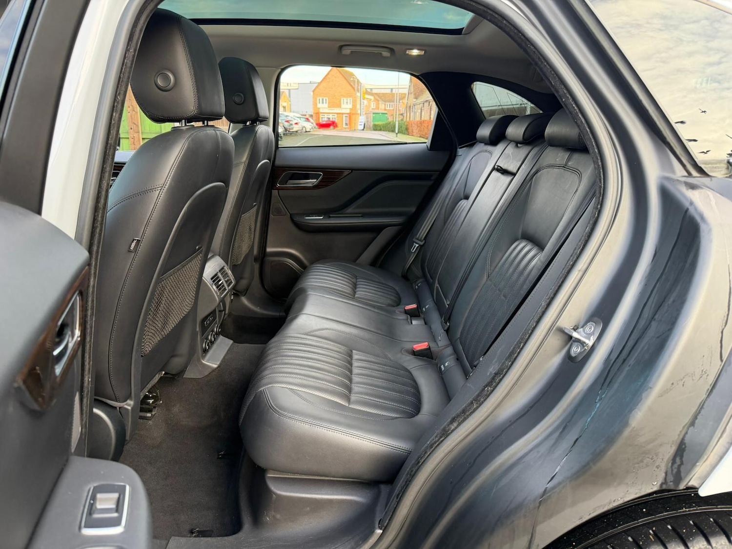 Used Jaguar F-Pace 2017 for sale - 76802008: Photo 21