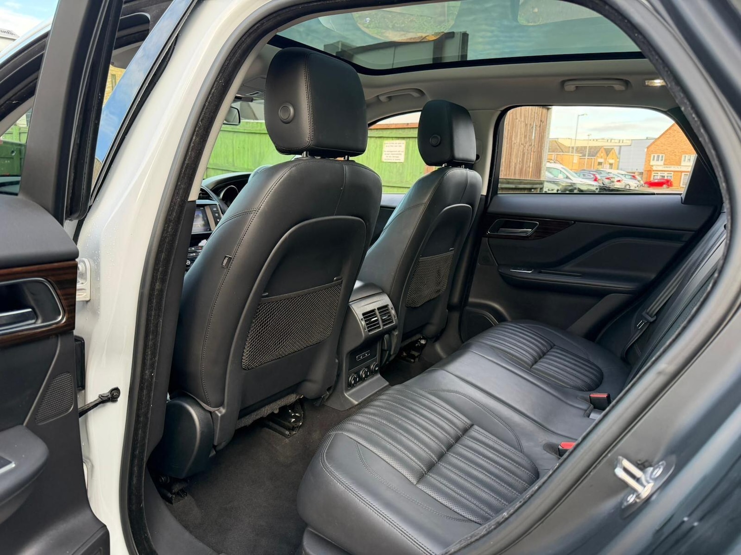 Used Jaguar F-Pace 2017 for sale - 76802008: Photo 23