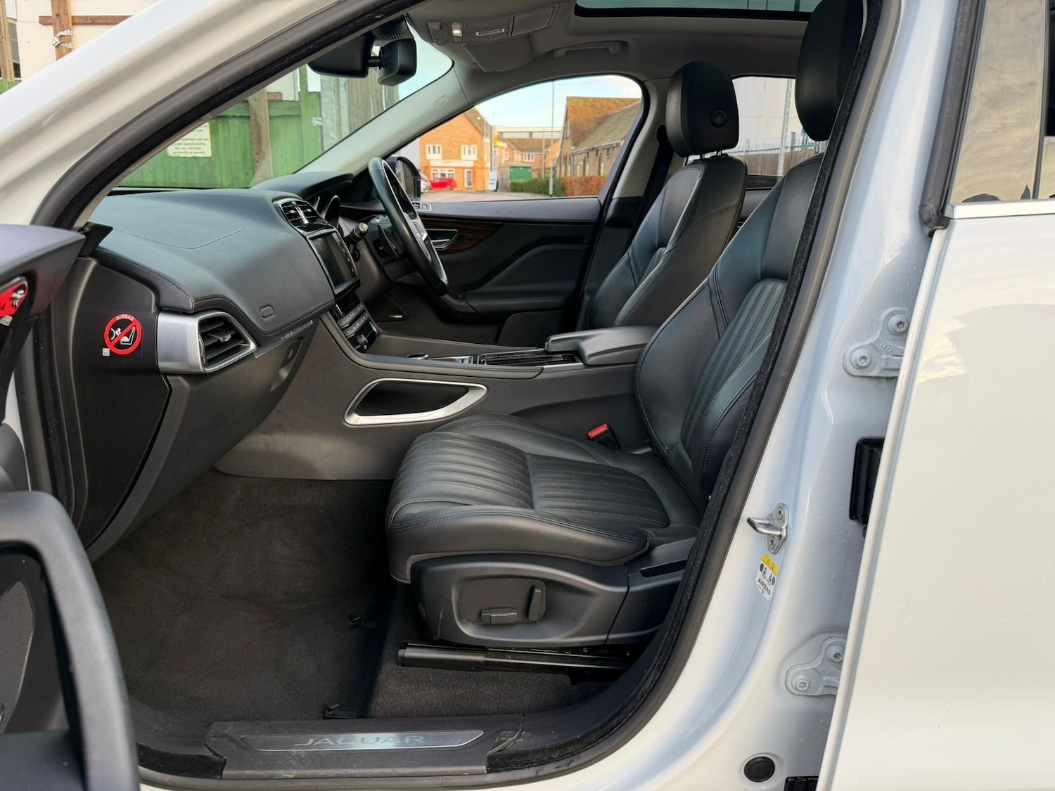 Used Jaguar F-Pace 2017 for sale - 76802008: Photo 30