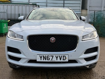 Used Jaguar F-Pace 2017 for sale - 76802008: Photo