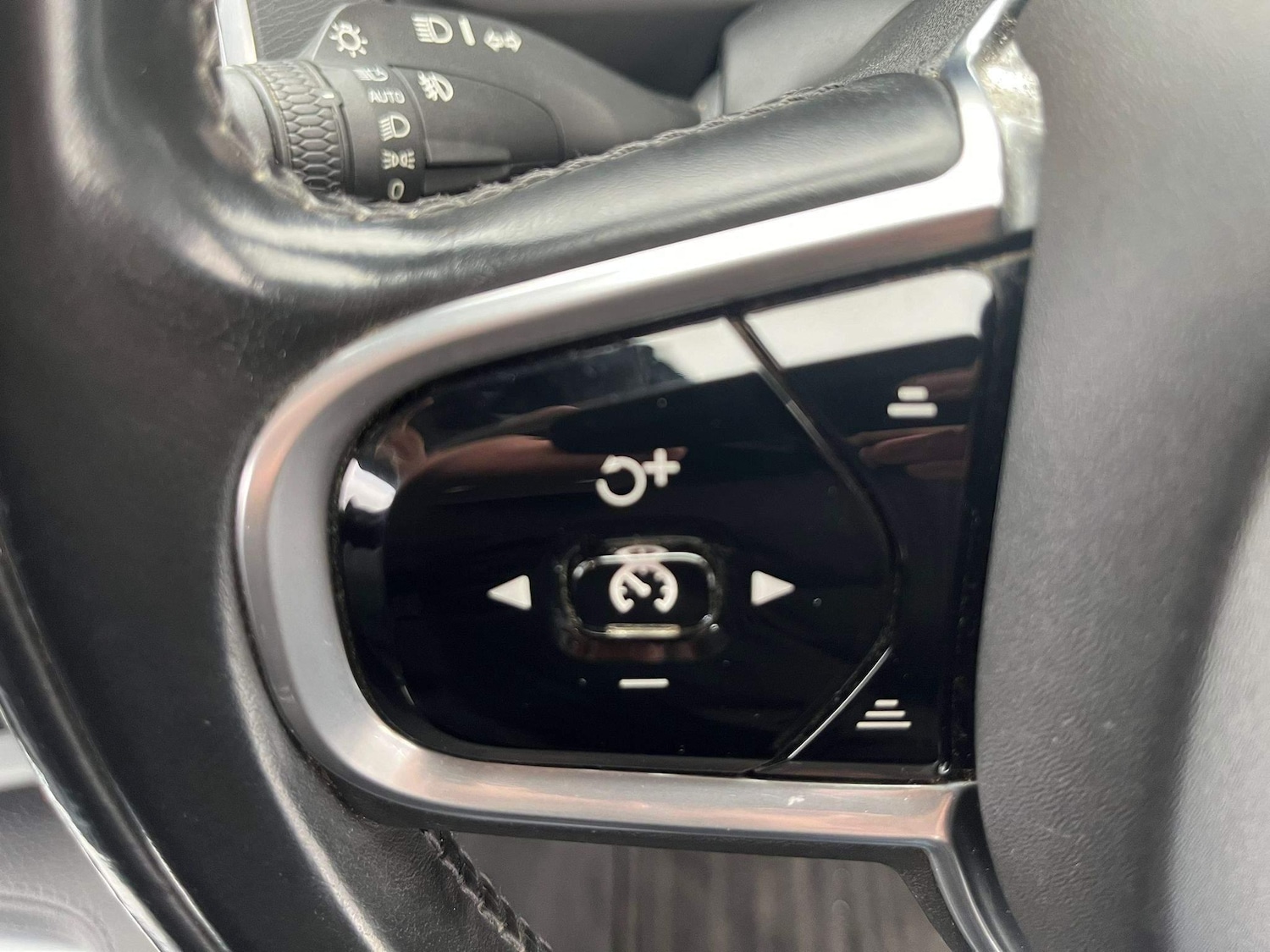 Used Volvo XC90 2016 for sale - 76095002: Photo 26