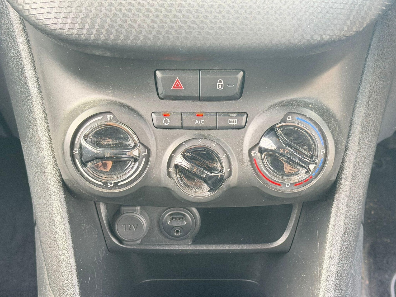 Used Peugeot 208 for sale - 78205048: Photo 23