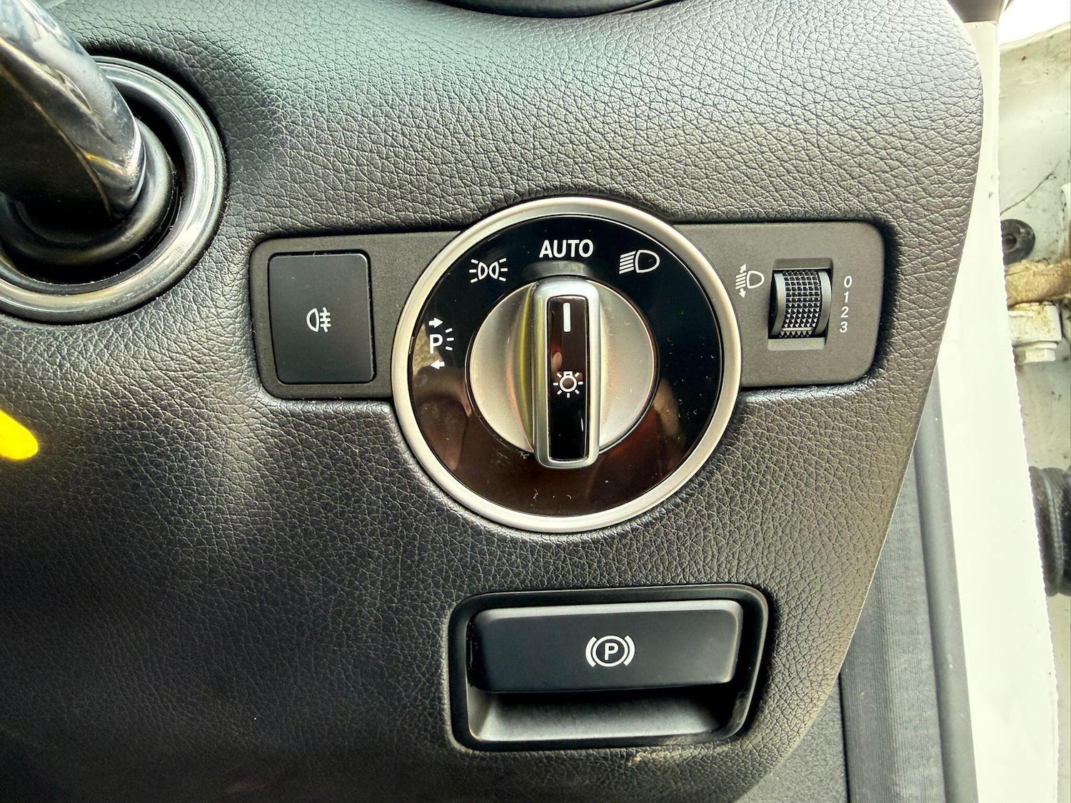 Used Mercedes-Benz SLC 2016 for sale - 77784078: Photo 19