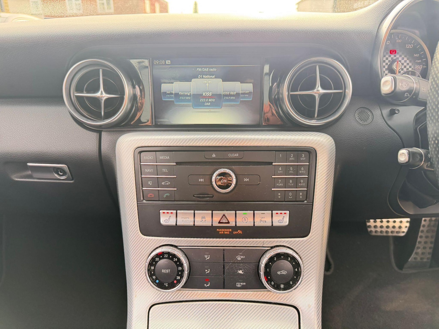 Used Mercedes-Benz SLC 2016 for sale - 77784078: Photo 20