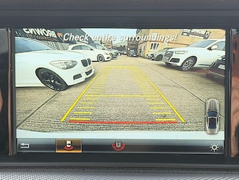 Used Mercedes-Benz SLC 2016 for sale - 77784078: Photo