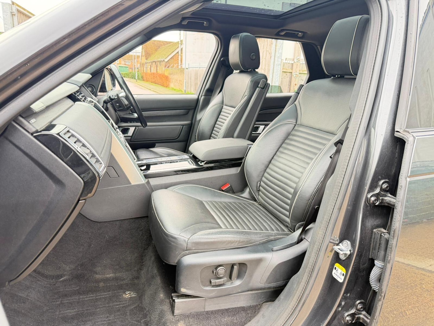 Used Land Rover Discovery for sale - 77549839: Photo 27