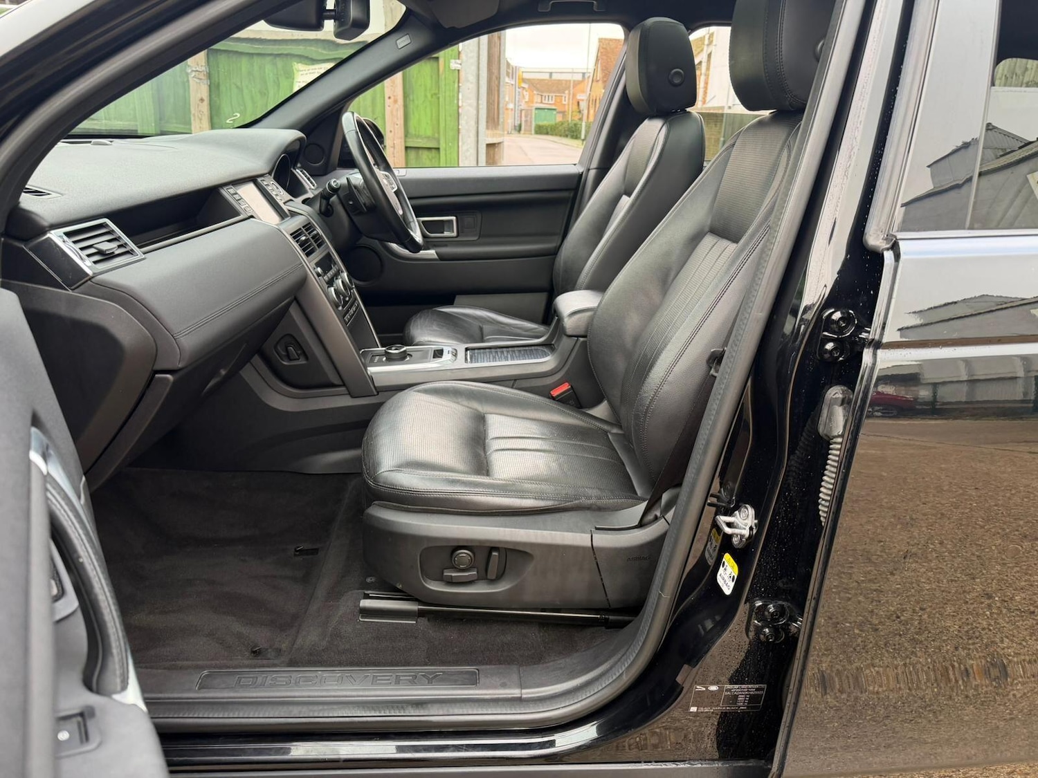 Used Land Rover Discovery Sport 2019 for sale - 76688900: Photo 23