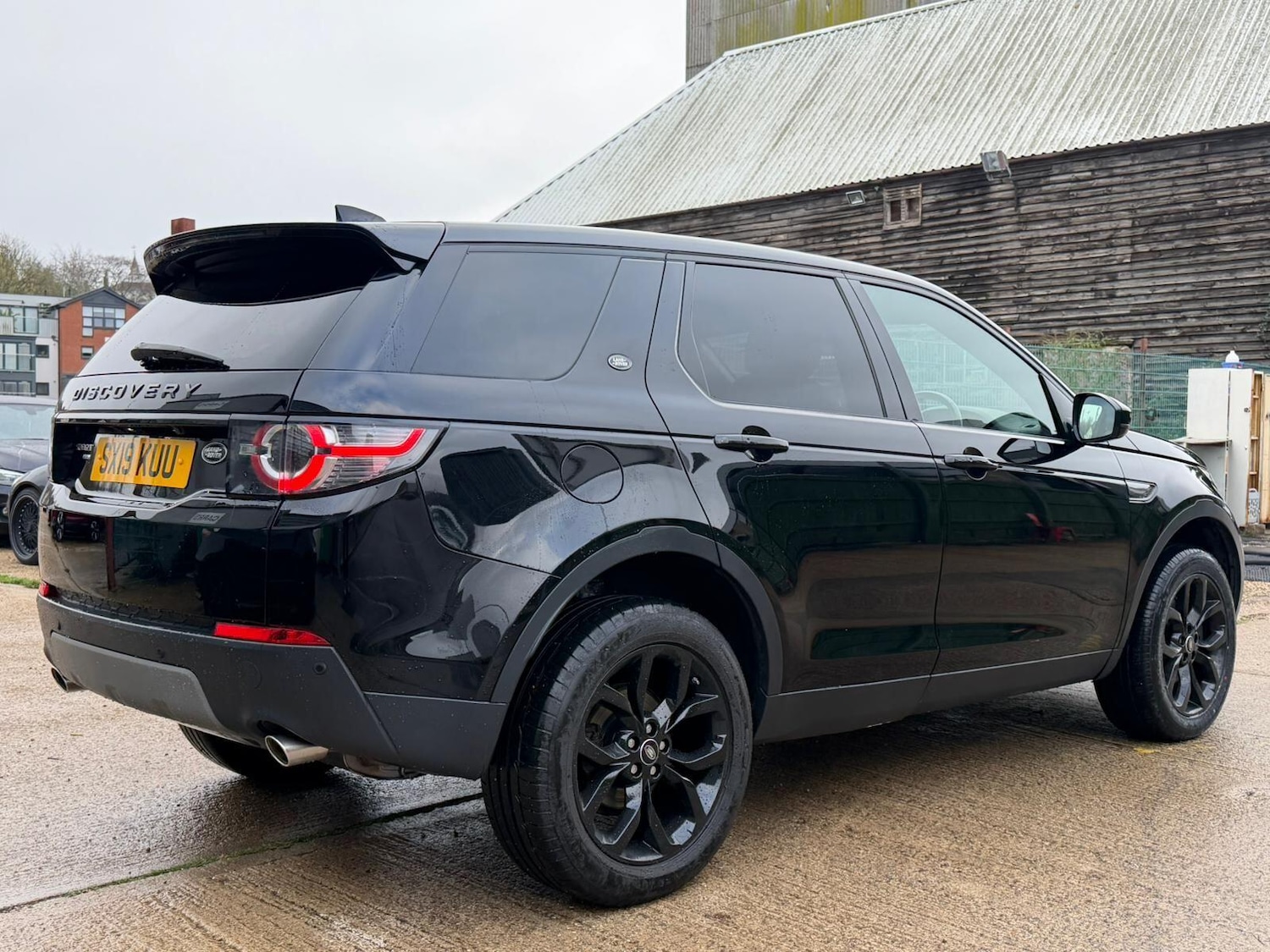 Used Land Rover Discovery Sport 2019 for sale - 76688900: Photo 5