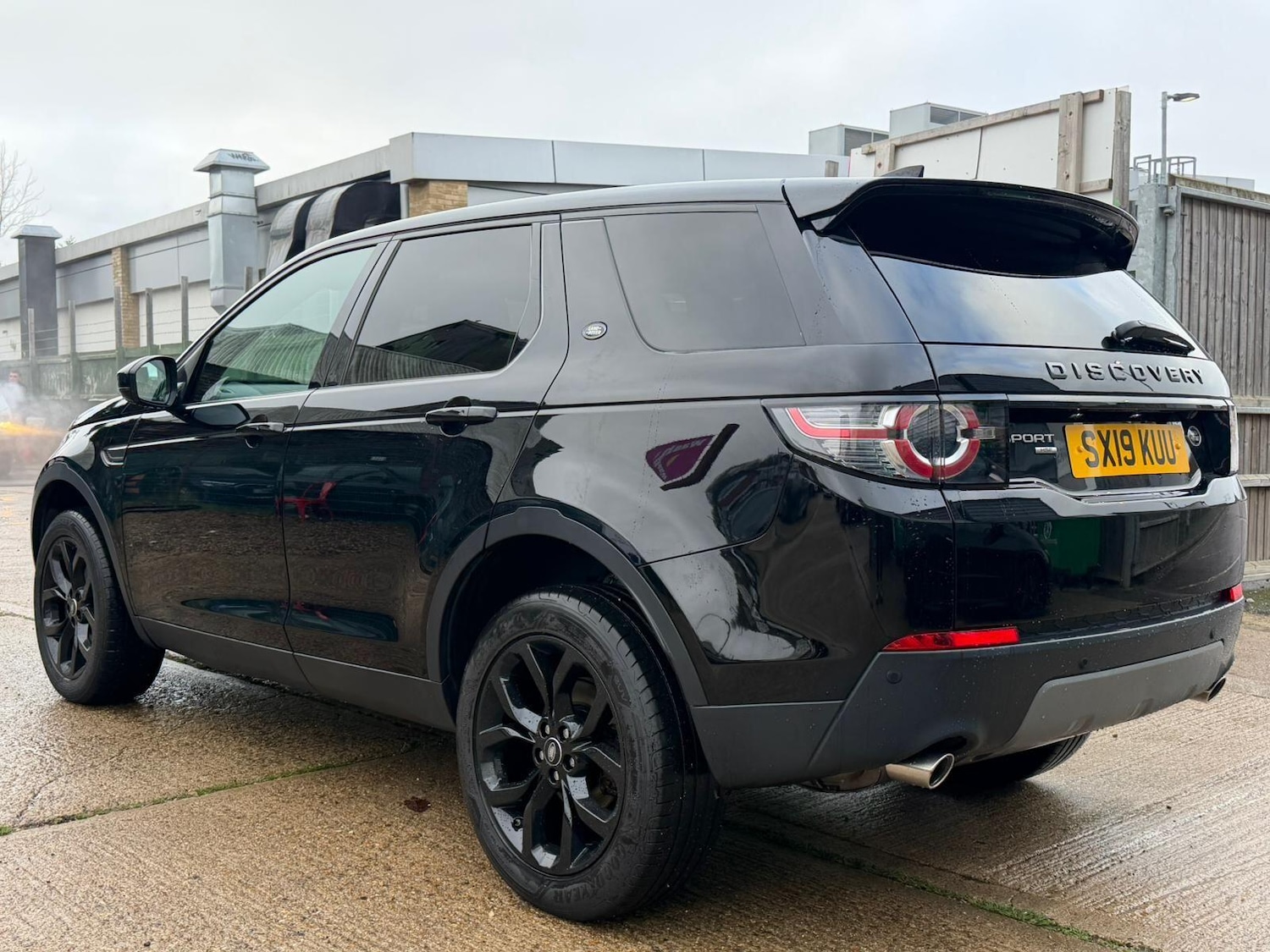 Used Land Rover Discovery Sport 2019 for sale - 76688900: Photo 8