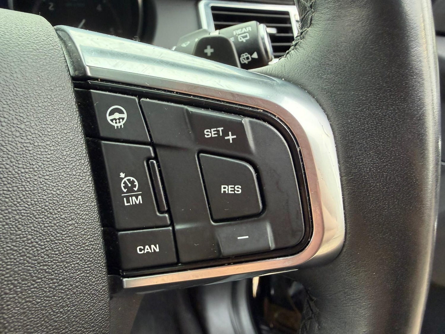 Used Land Rover Discovery Sport 2019 for sale - 76688900: Photo 9