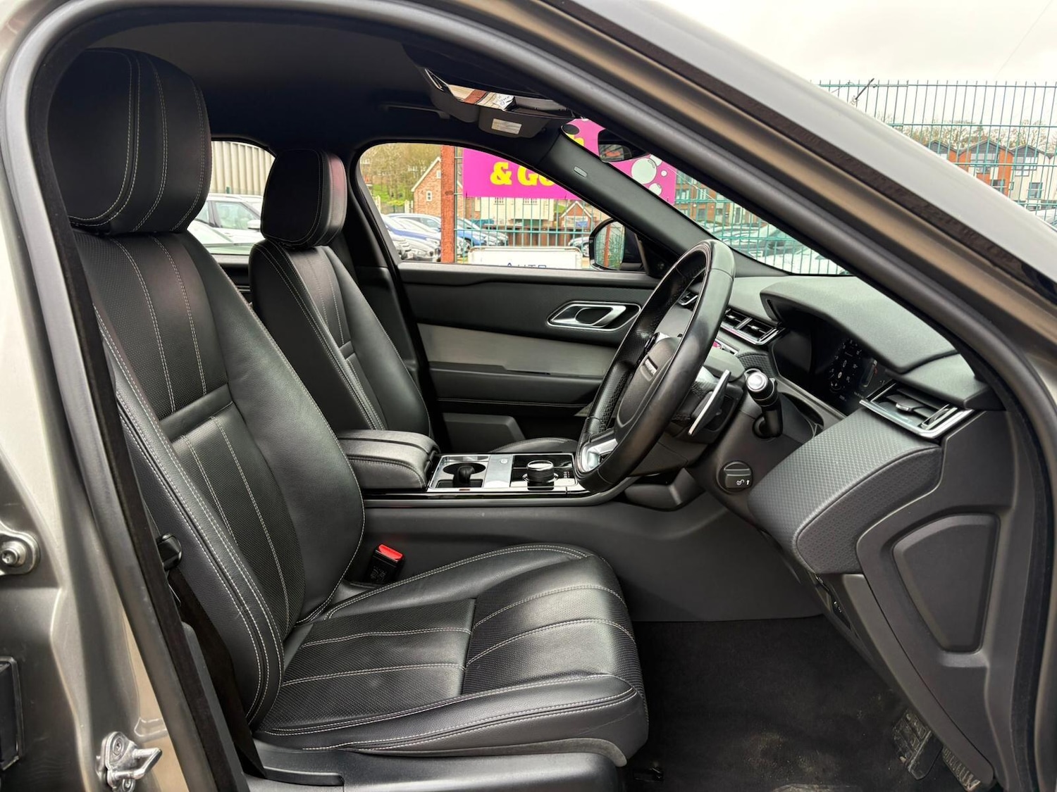 Used Land Rover Range Rover Velar 2019 for sale - 77549535: Photo 15