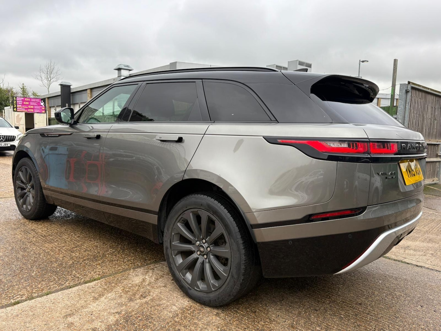 Used Land Rover Range Rover Velar 2019 for sale - 77549535: Photo 6
