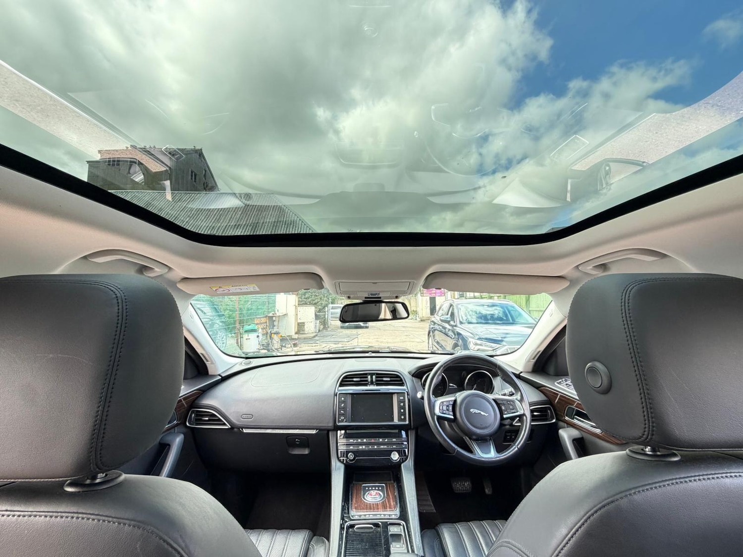 Used Jaguar F-Pace 2017 for sale - 78115883: Photo 11