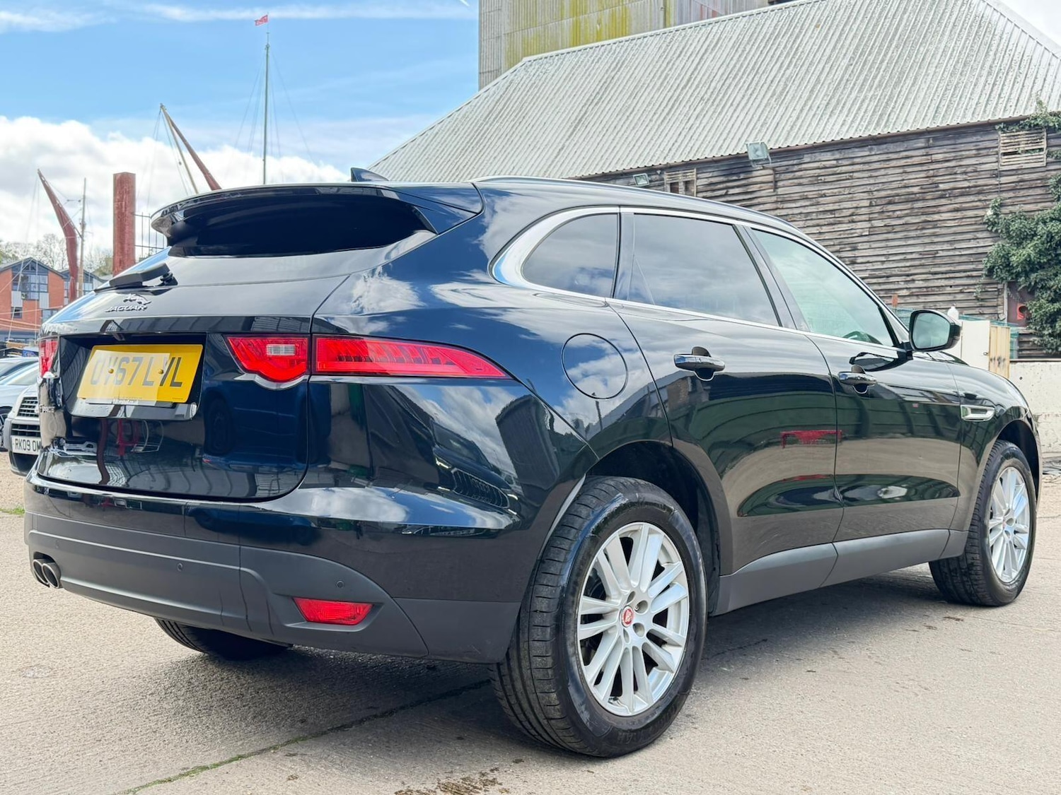 Used Jaguar F-Pace 2017 for sale - 78115883: Photo 8