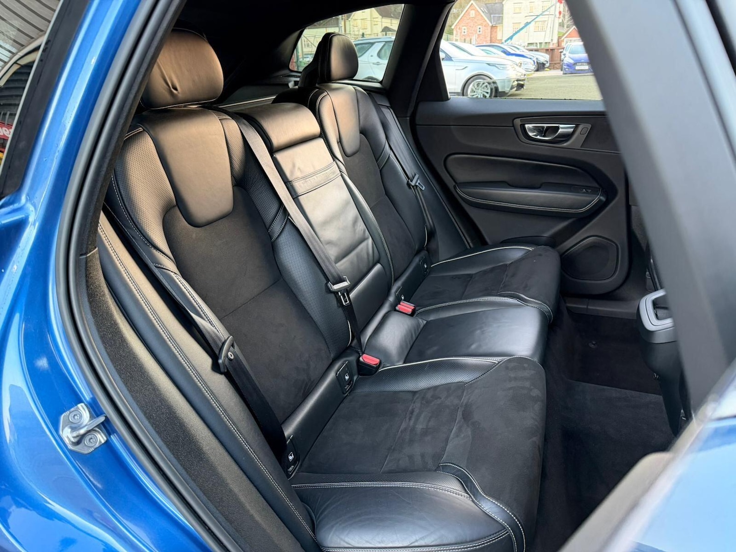 Used Volvo XC60 2018 for sale - 77091308: Photo 18