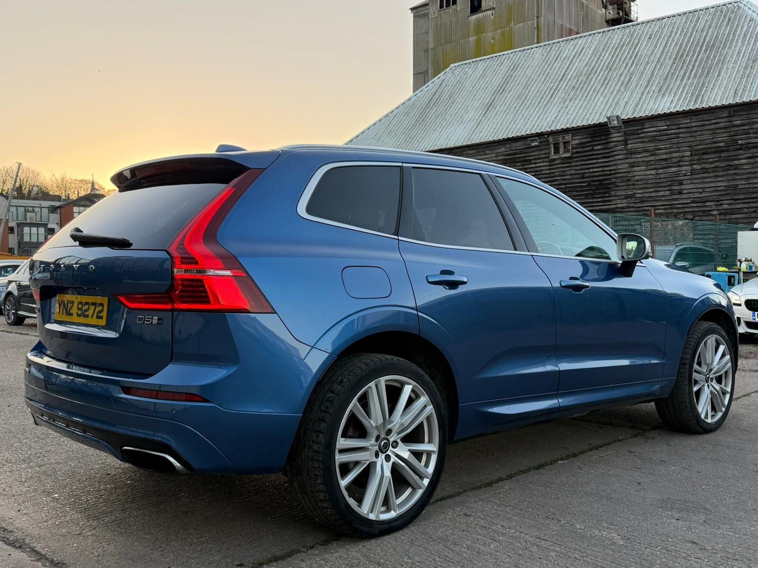 Used Volvo XC60 2018 for sale - 77091308: Photo 5