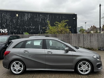 Used Mercedes-Benz B-Class 2015 for sale - 76200925: Photo 3