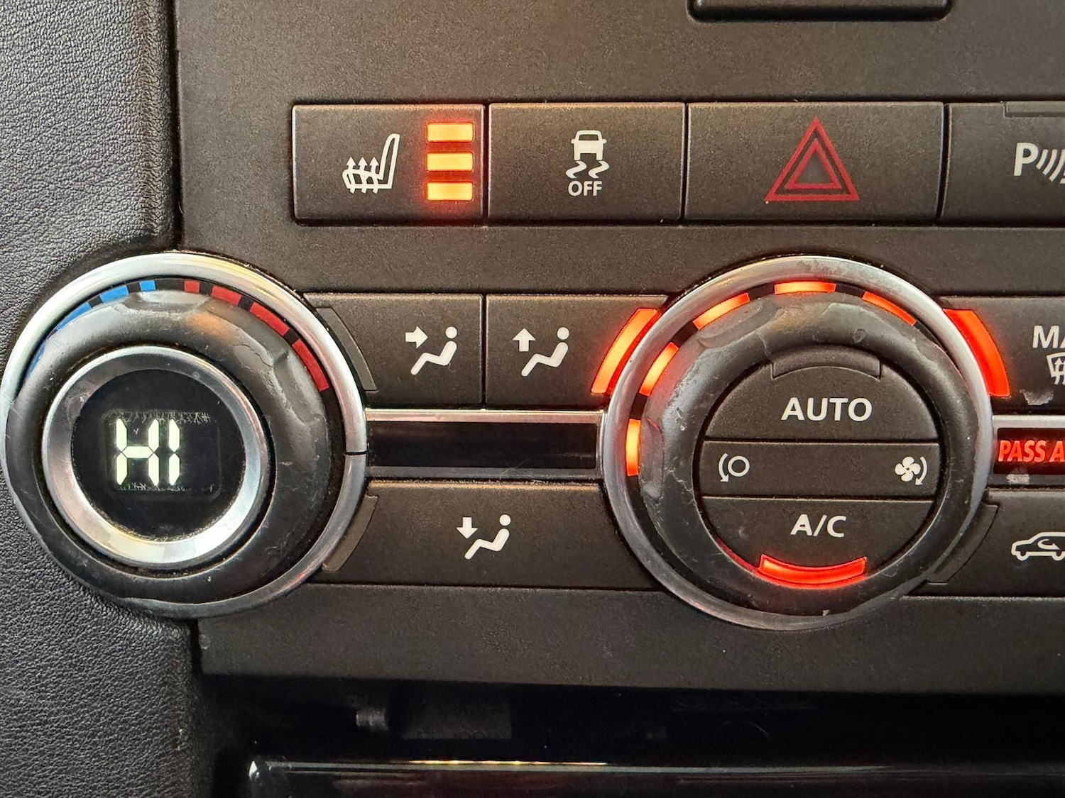 Used Land Rover Discovery 2012 for sale - 77439773: Photo 12