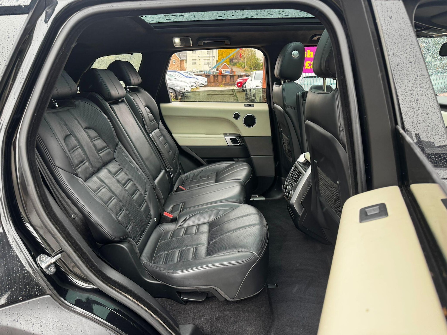 Used Land Rover Range Rover Sport 2015 for sale - 76550235: Photo 16