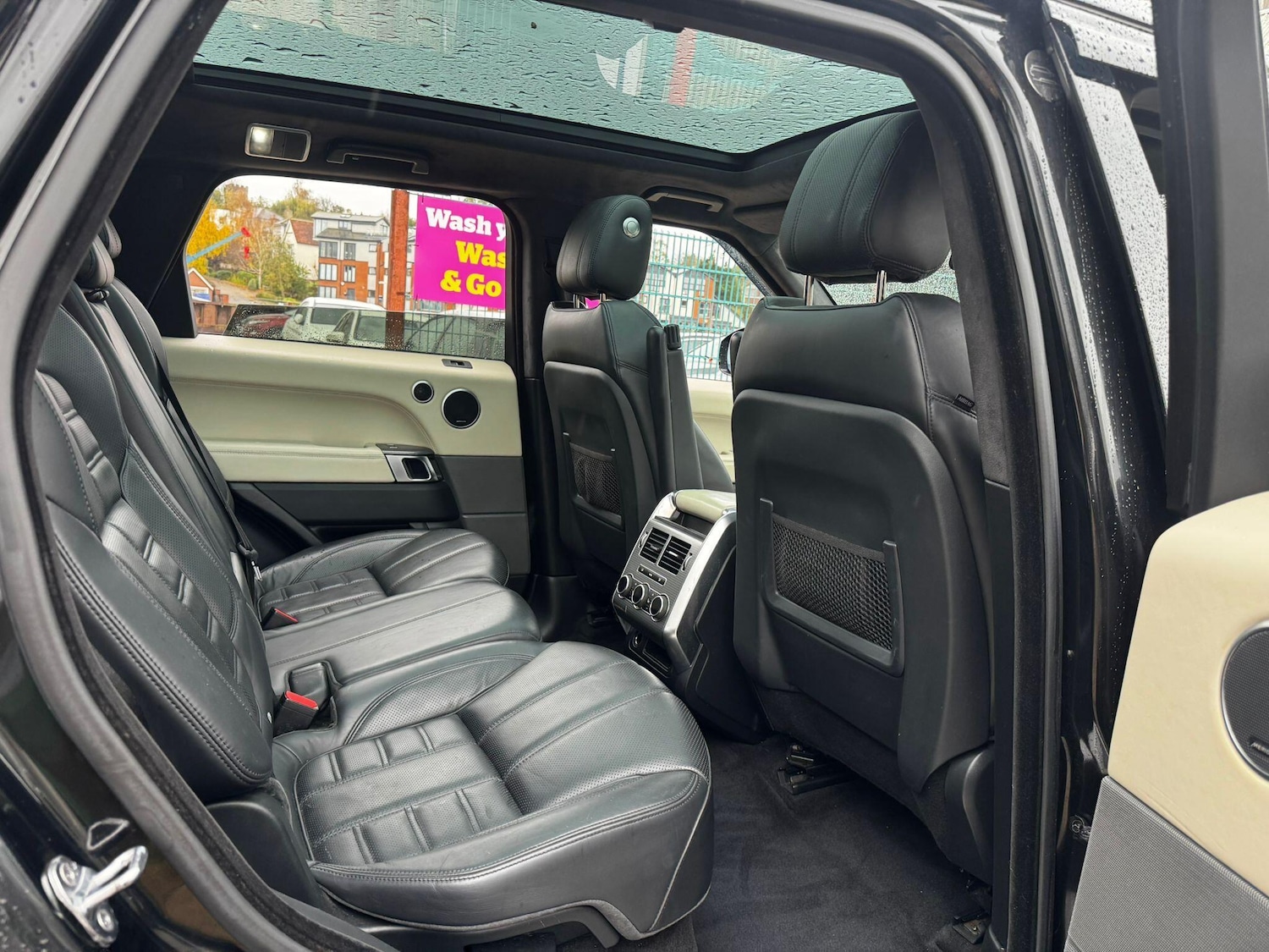 Used Land Rover Range Rover Sport 2015 for sale - 76550235: Photo 18