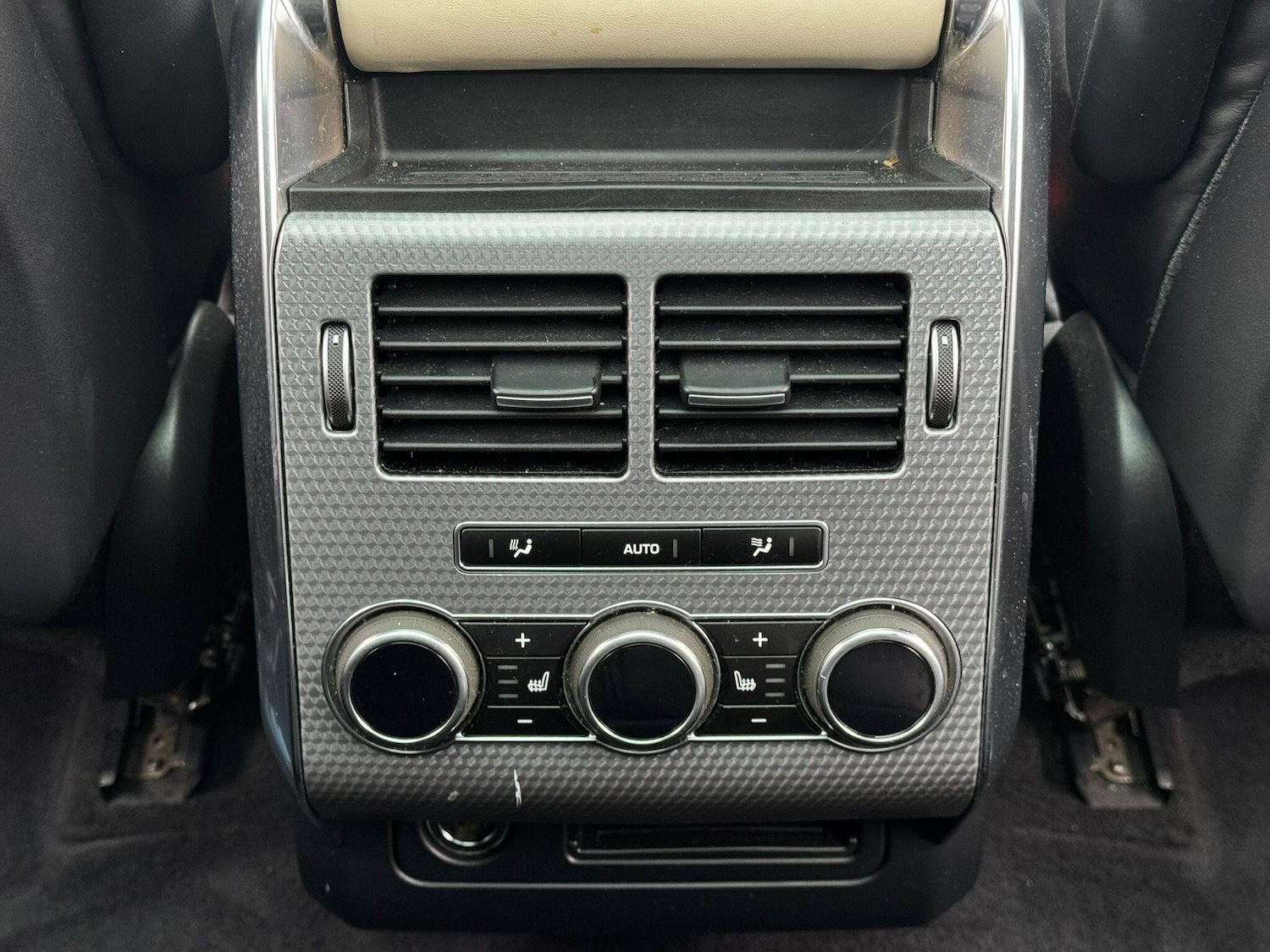 Used Land Rover Range Rover Sport 2015 for sale - 76550235: Photo 27