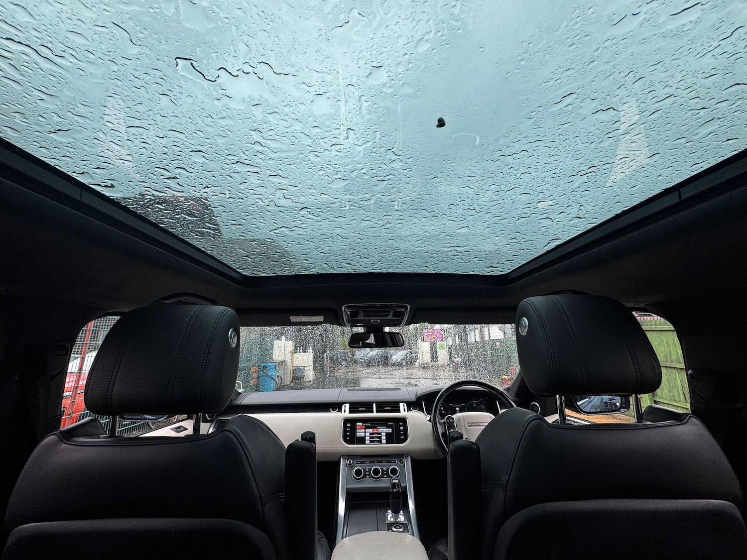 Used Land Rover Range Rover Sport 2015 for sale - 76550235: Photo 4