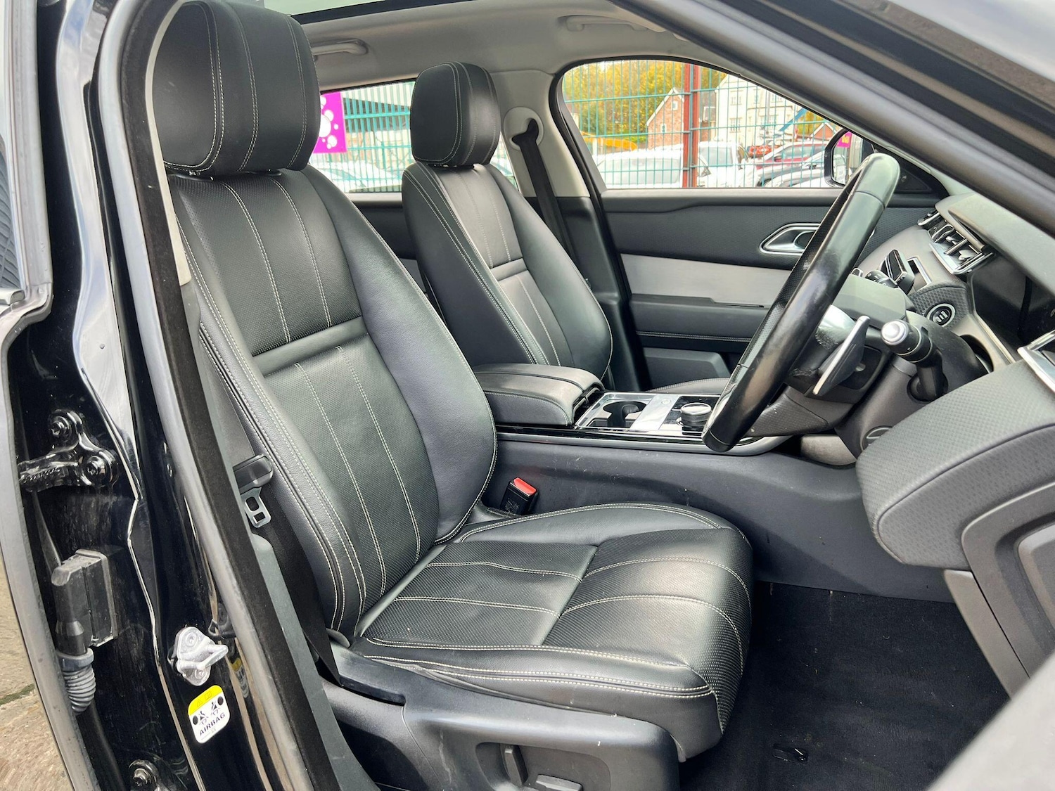 Used Land Rover Range Rover Velar 2019 for sale - 76473836: Photo 15